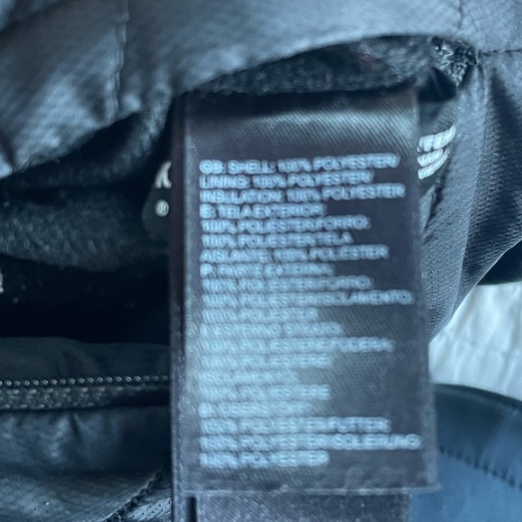 The North Face Black Reversible Vest XS Down and Faux Fur EUC - Picture 6 of 9